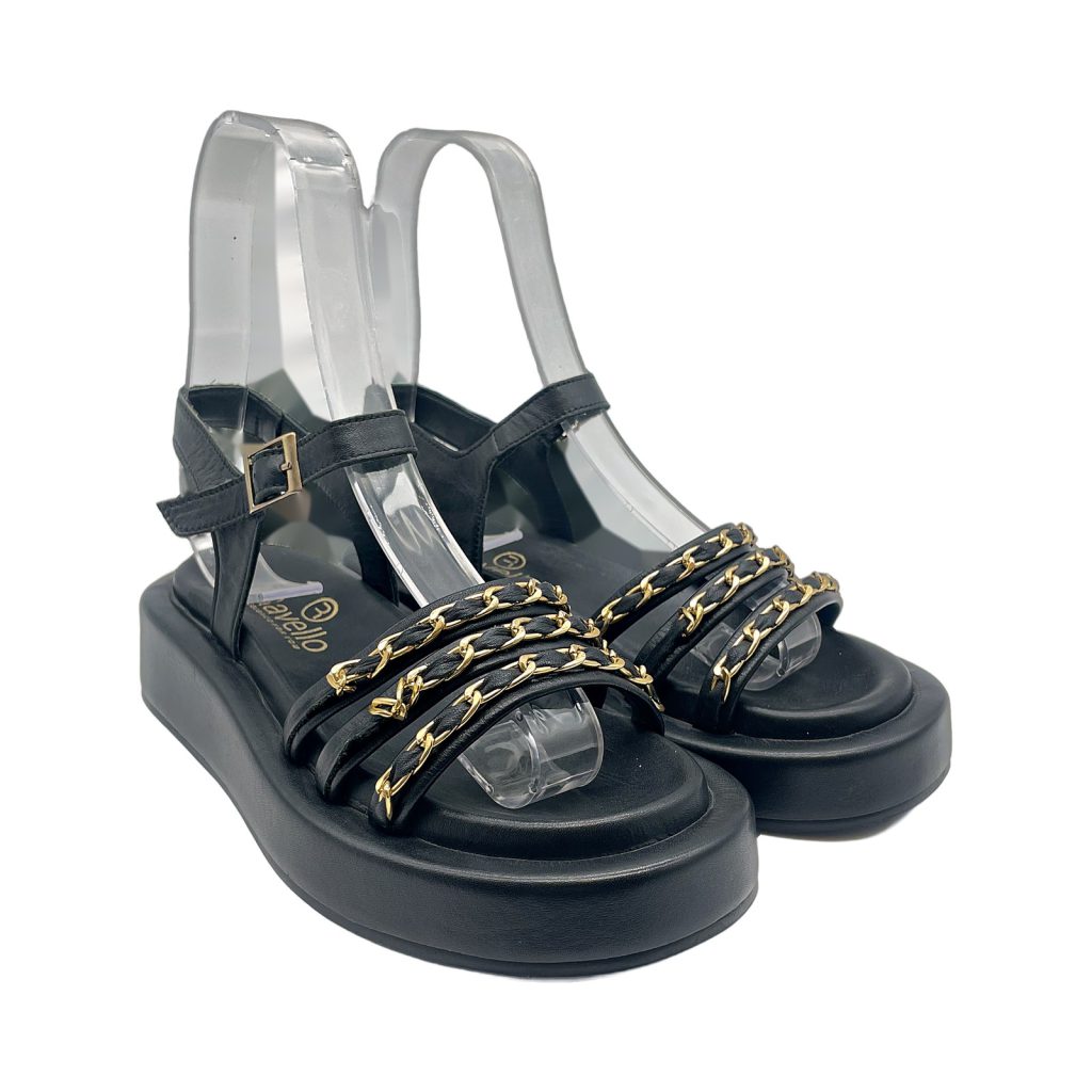 Sandal 10