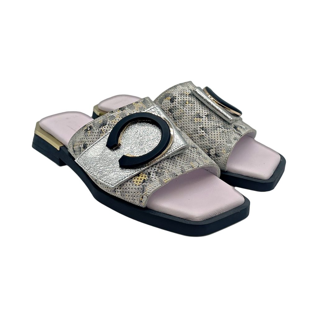 Slipper 3