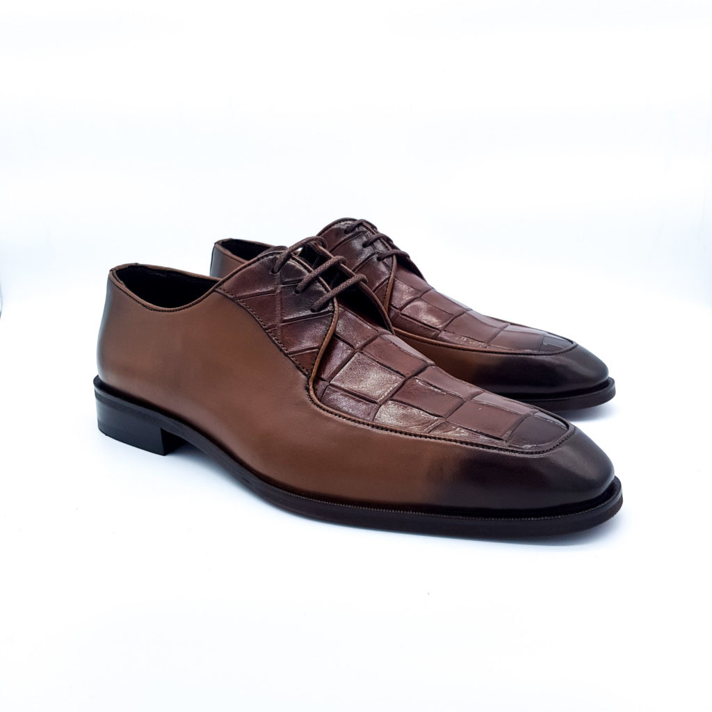 Leather Textured Shoes - Image 3