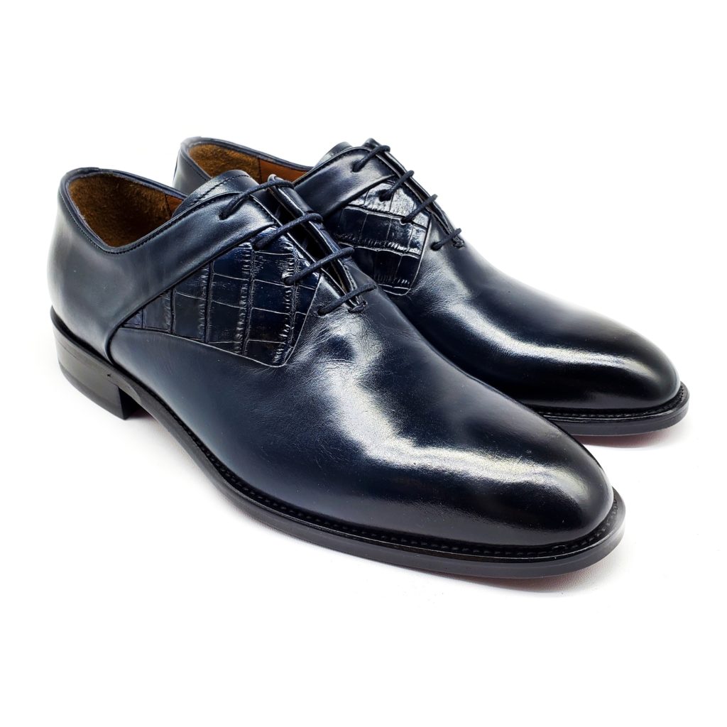 Classic Shoes - Image 3