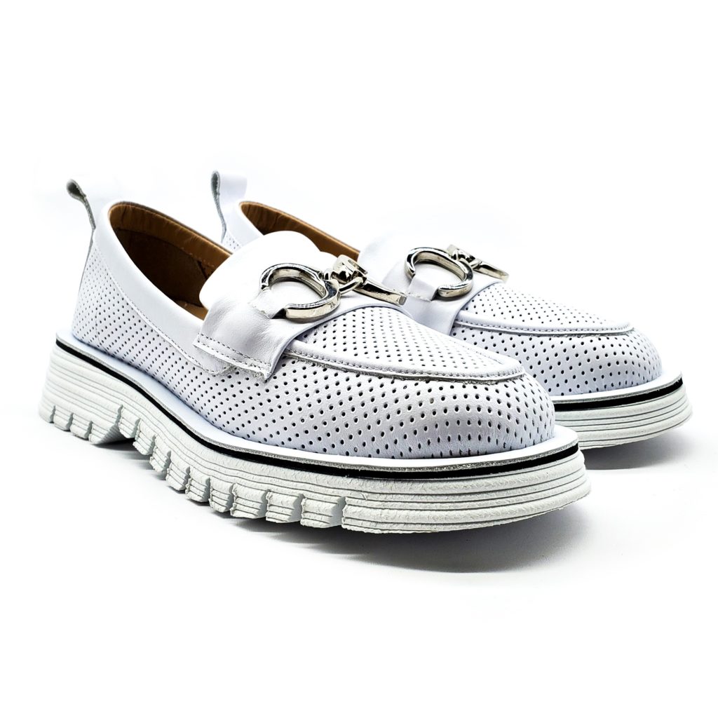 Moccasin - Image 2