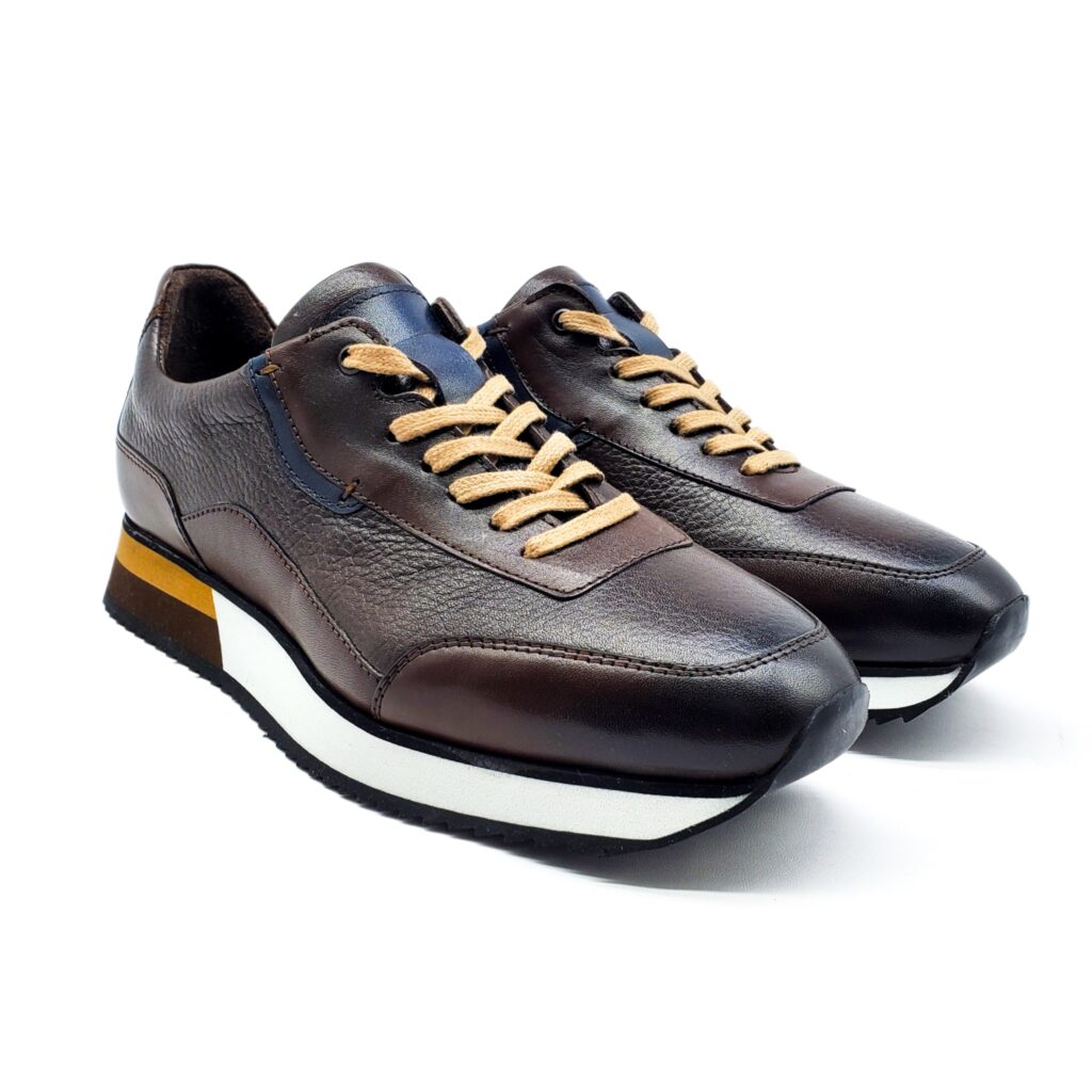 Sneakers - Image 2