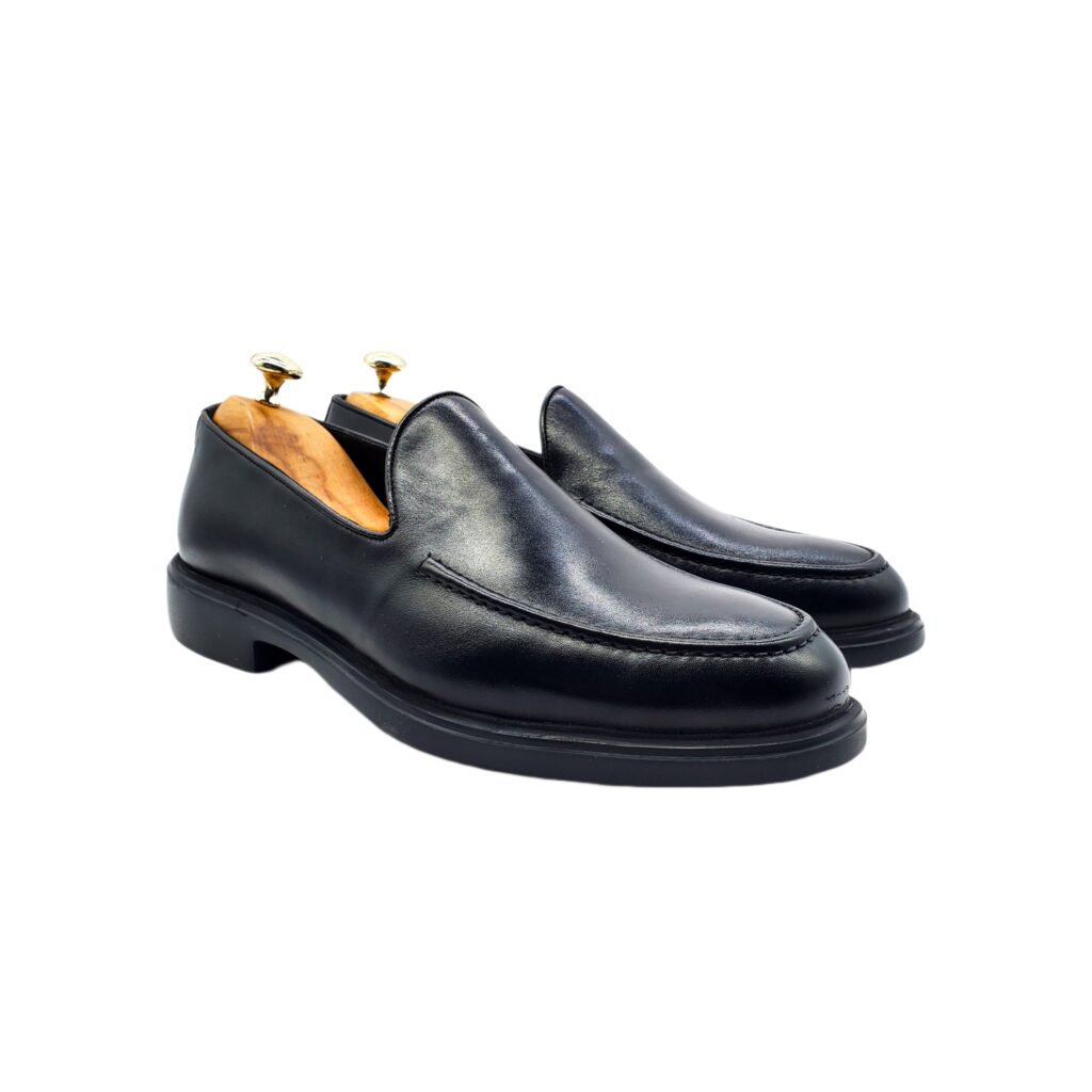 Moccasin - Image 2