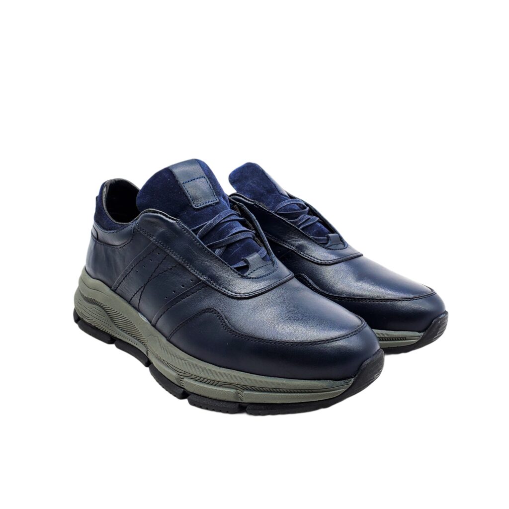 Sneakers - Image 2