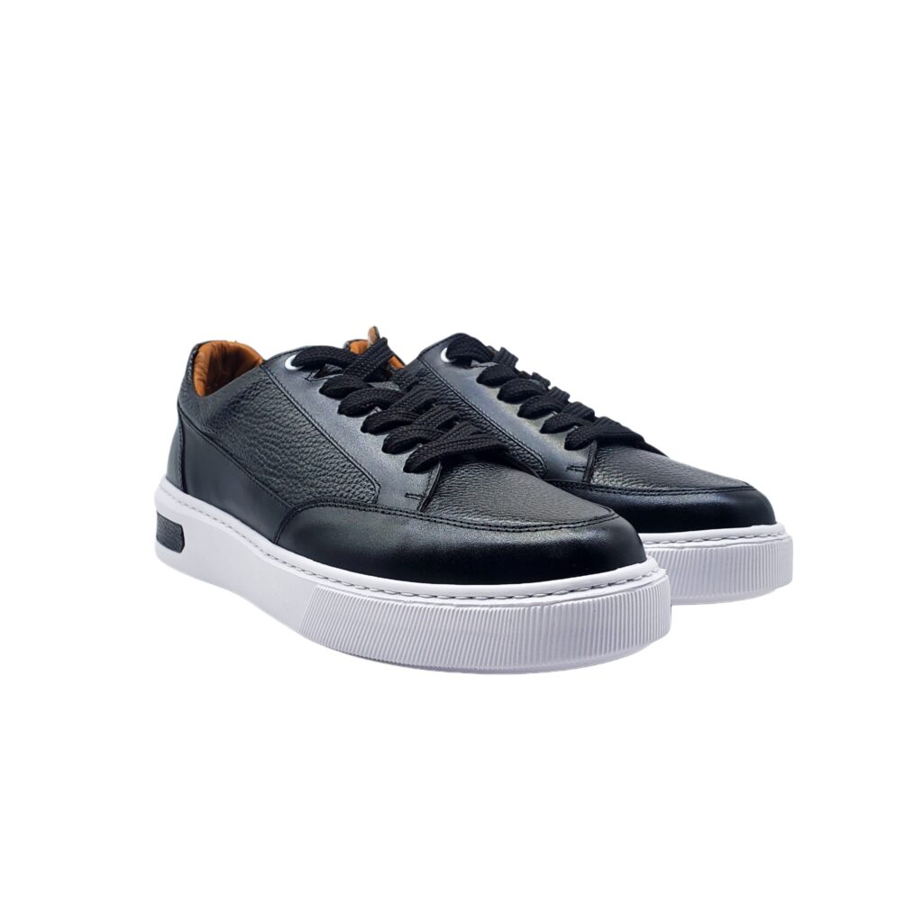 Sneakers - Image 2